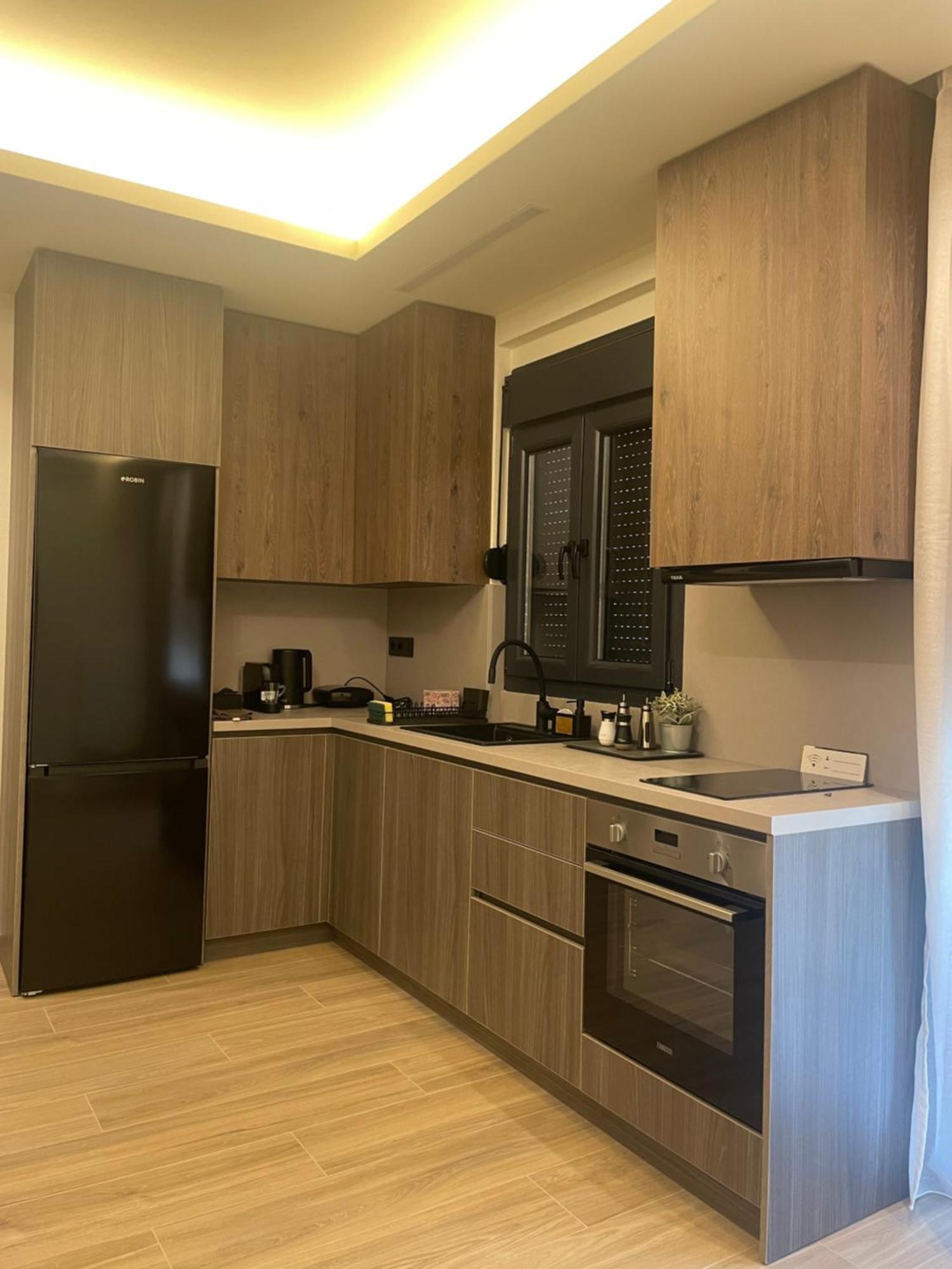 Jk Luxury Apartments Néa Khilí エクステリア 写真
